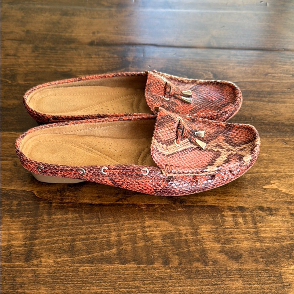 Naturalizer Women's Gossip Snakeskin Pattern Mules Size 8.5
